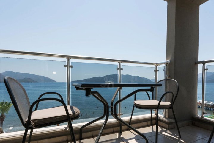 Terrace/Patio 23 of 68