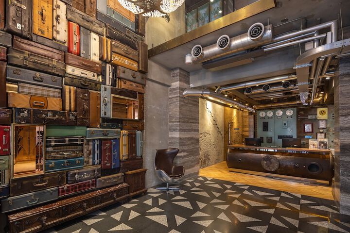 Hotel Interior 5 of 151