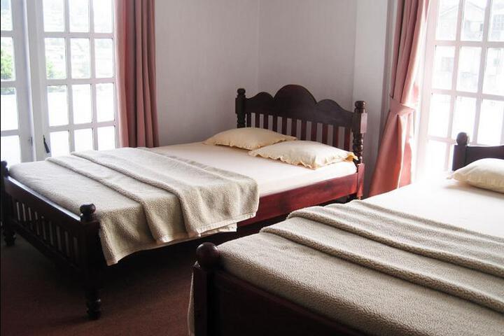 Grand View Hotel