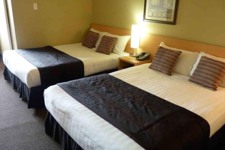 Room 16 of 35