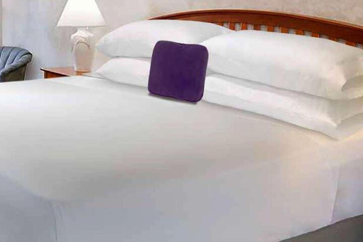 1 Queen Bed (3 of 7)