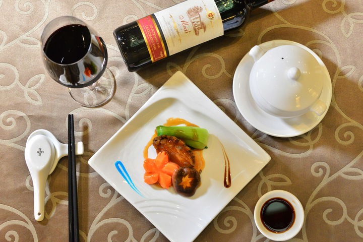 Dining 54 of 67