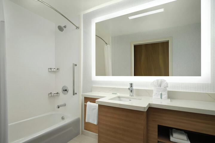 Room 7 of 29