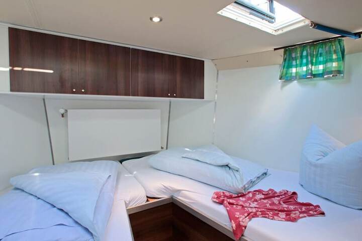 Room 21 of 207