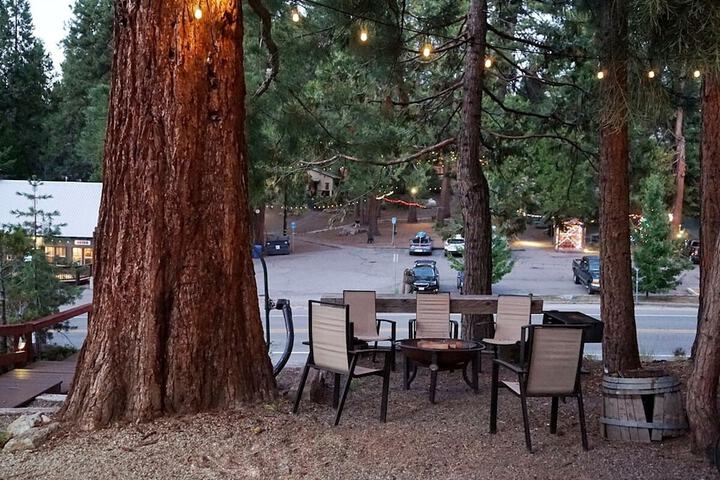 Miners Suite in Shaver Lake