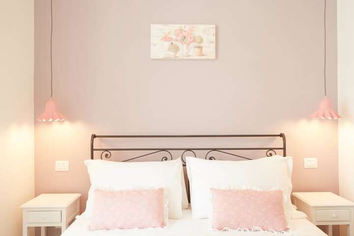 Room 9 of 19