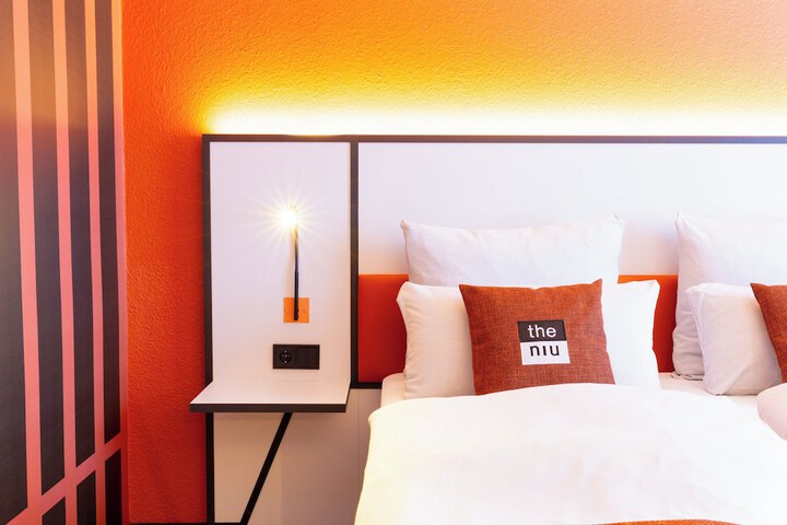 Room 35 of 110