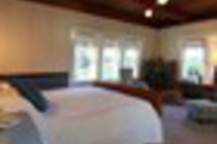 Room 32 of 162