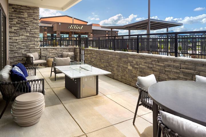 Terrace/Patio 12 of 30
