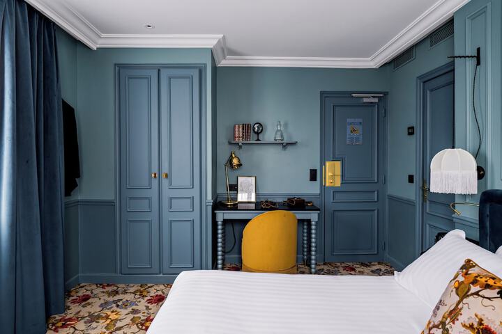 Room 17 of 63