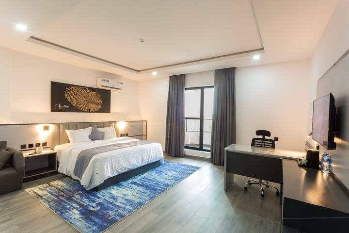 Room 20 of 32