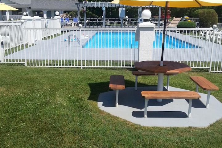 Pool 12 of 30