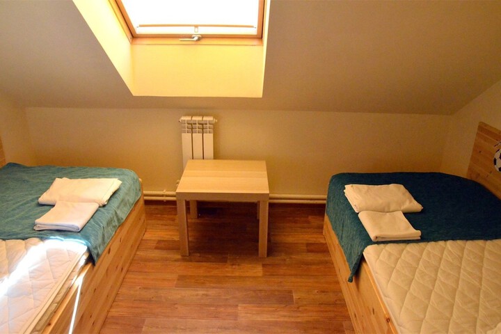 Room 31 of 80