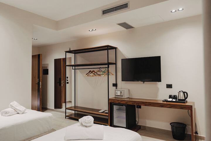 Room 19 of 95