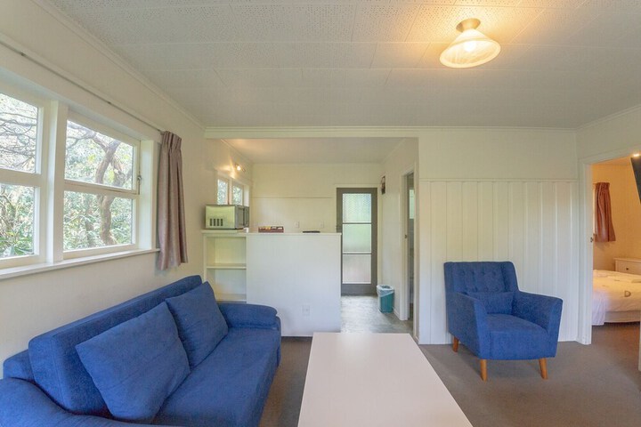 Room 5 of 11