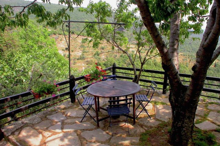 Terrace/Patio 4 of 10