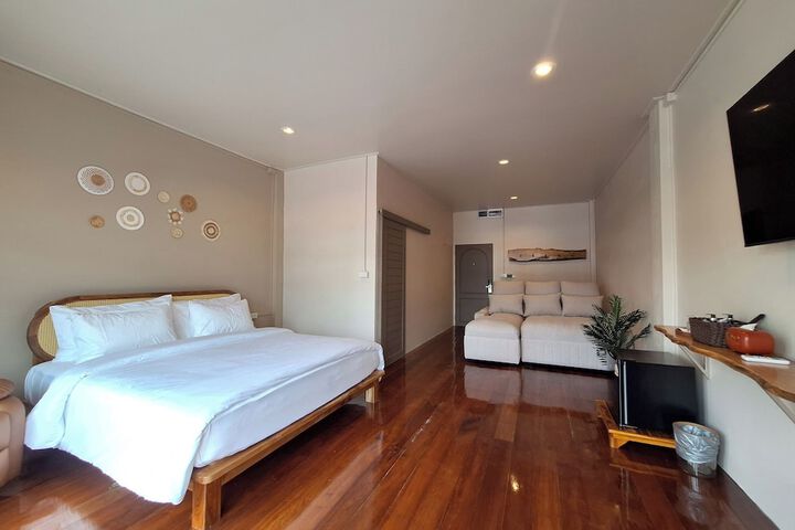 Room 26 of 63