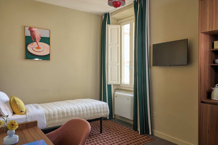 Room 2 of 47