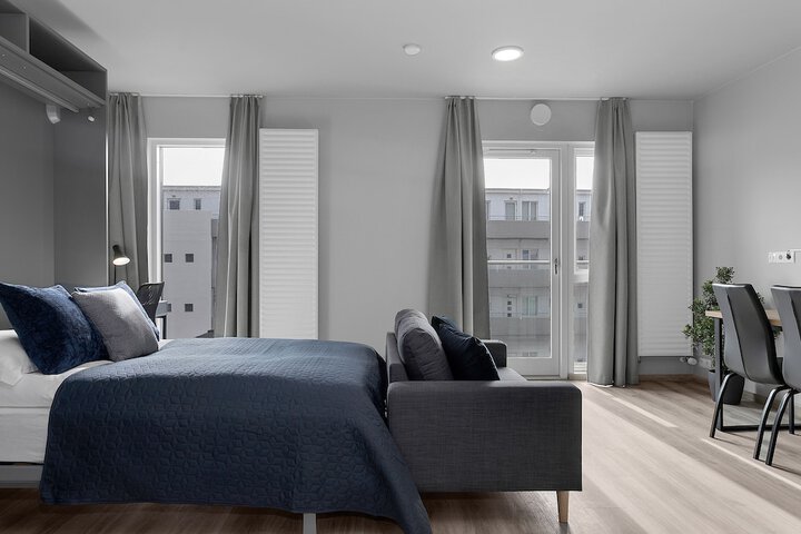 Room 15 of 25