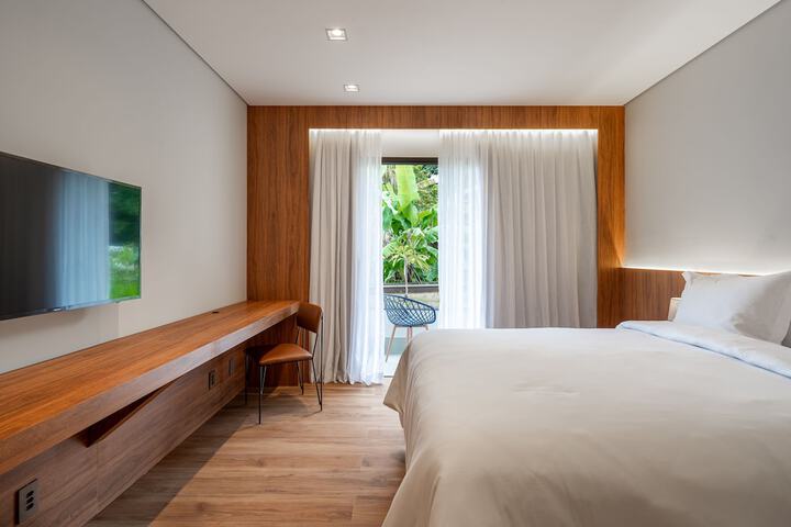 Room 8 of 26