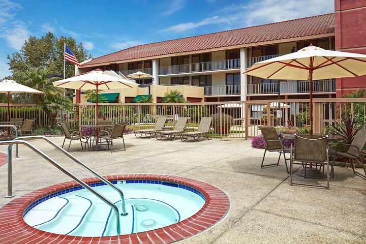 Pool 15 of 23