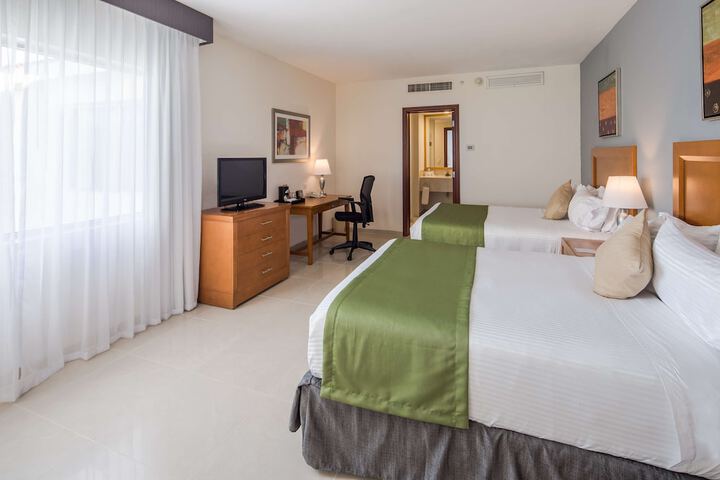 Room 21 of 52