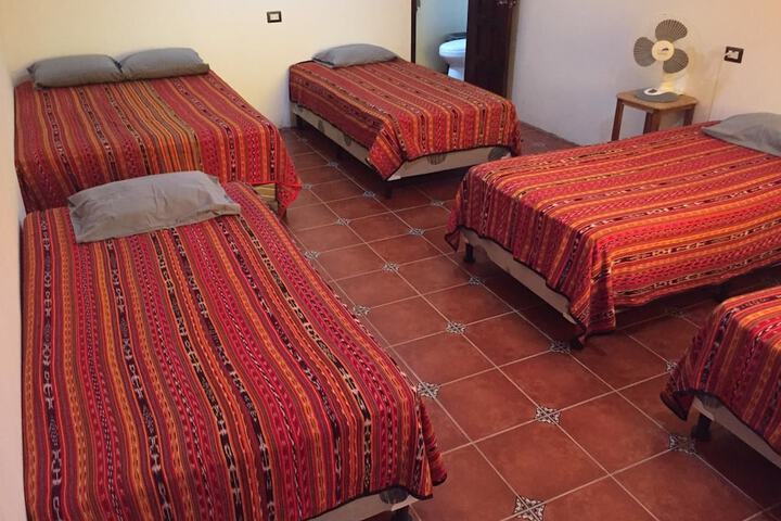 Room 2 of 39