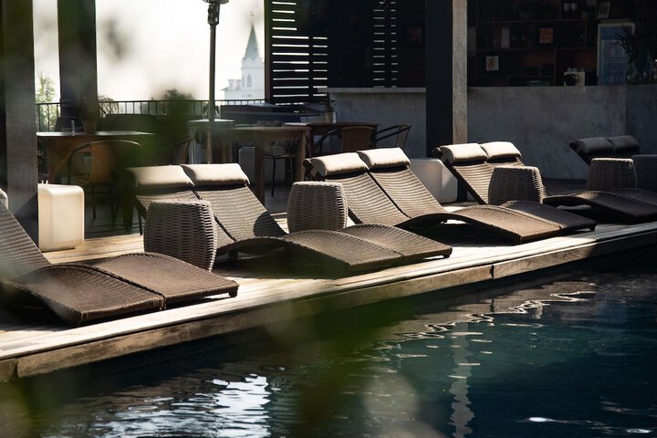 Pool 66 of 144
