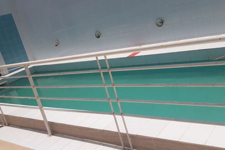 Pool 4 of 5