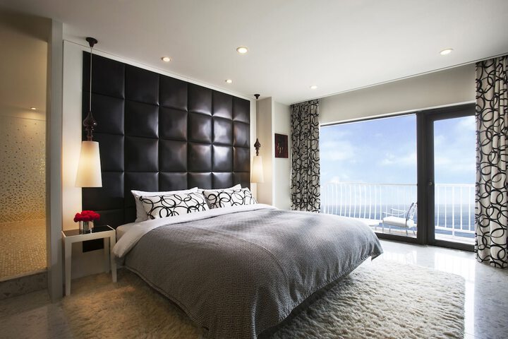 Room 16 of 125