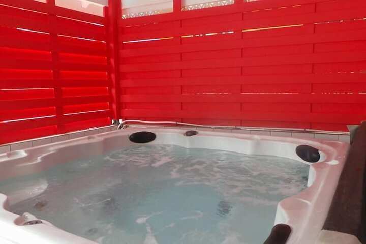Spa 44 of 80
