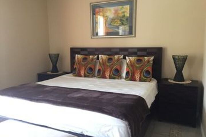 Room 11 of 25