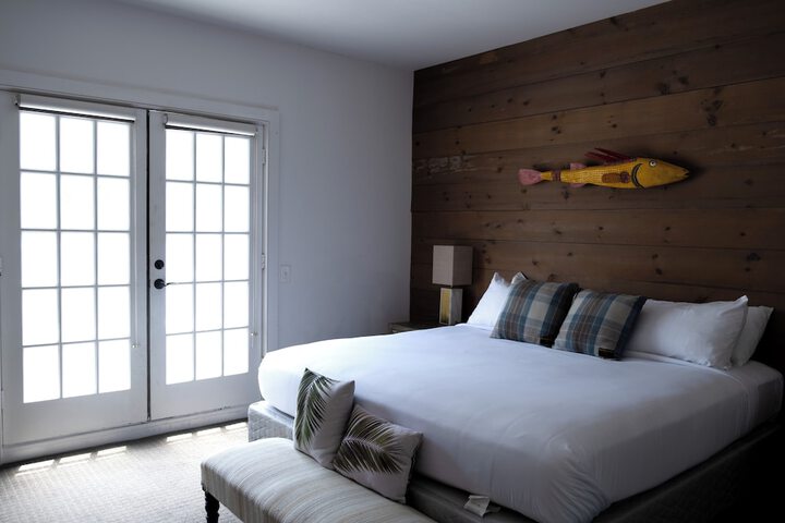 Room 21 of 49