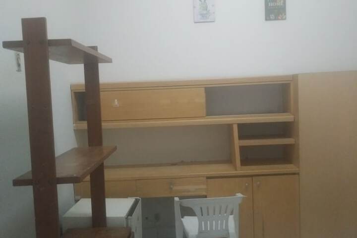 Room 22 of 57