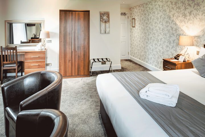 Room 48 of 118