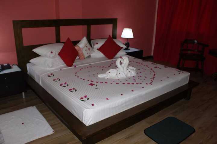 Room 5 of 34