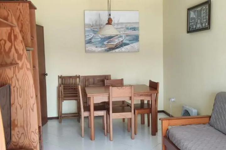 Room 3 of 18