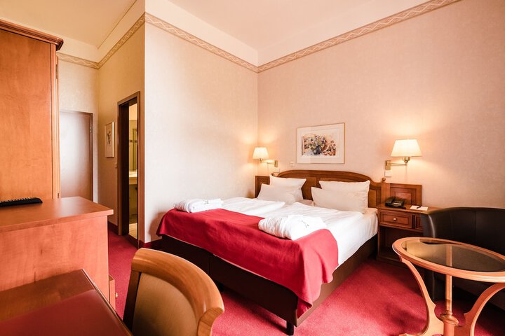 Room 14 of 79