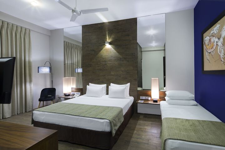 Room 5 of 26