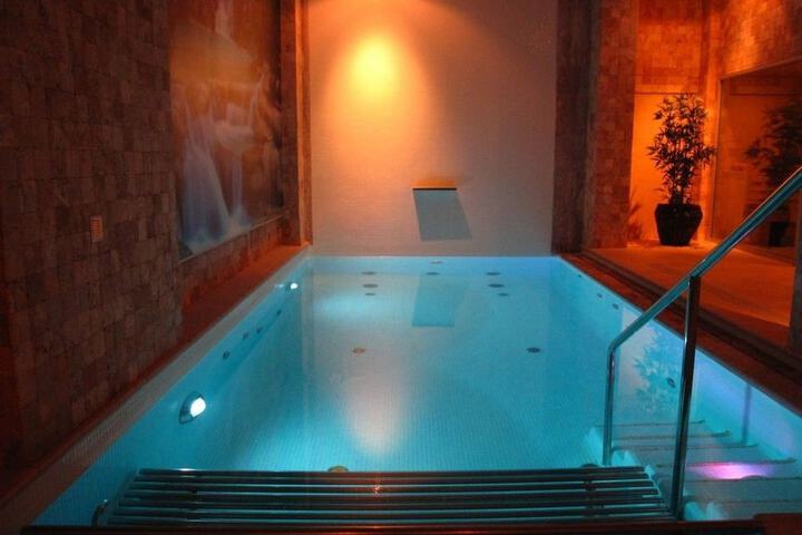 Spa 25 of 73