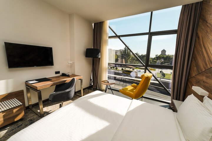 Room 12 of 75
