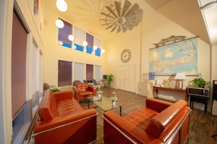 Hotel Interior 16 of 207