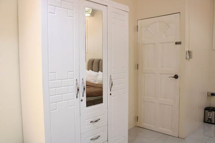Room 47 of 83