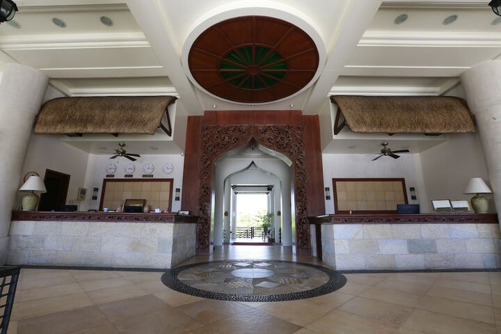Guest Lobby