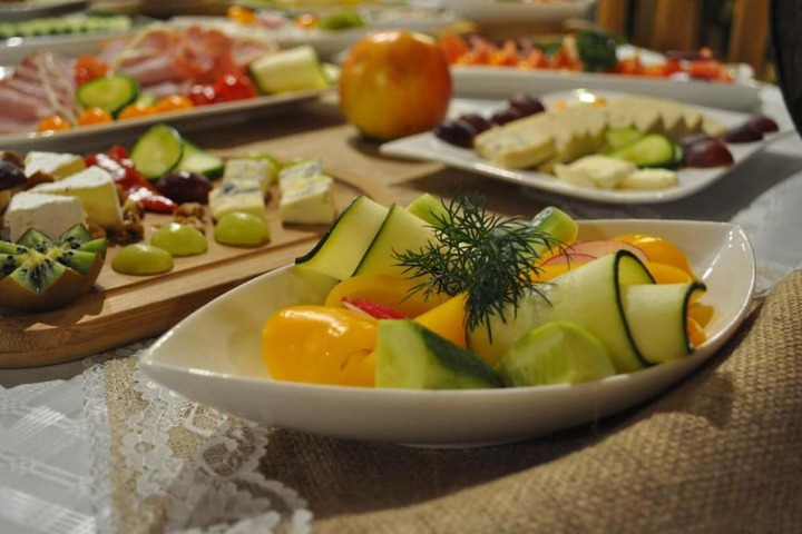 Dining 45 of 66
