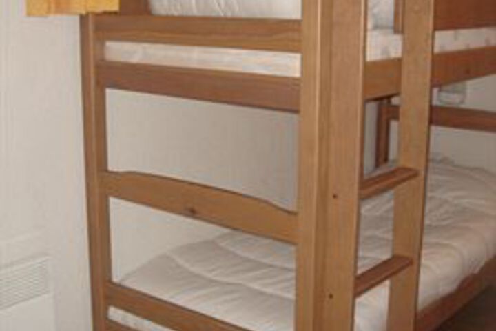 Room 14 of 30