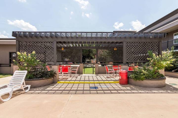 BBQ/picnic area