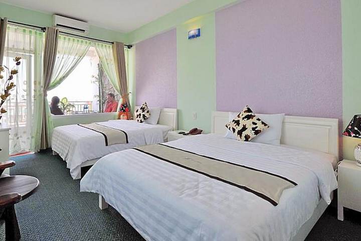Room 7 of 22