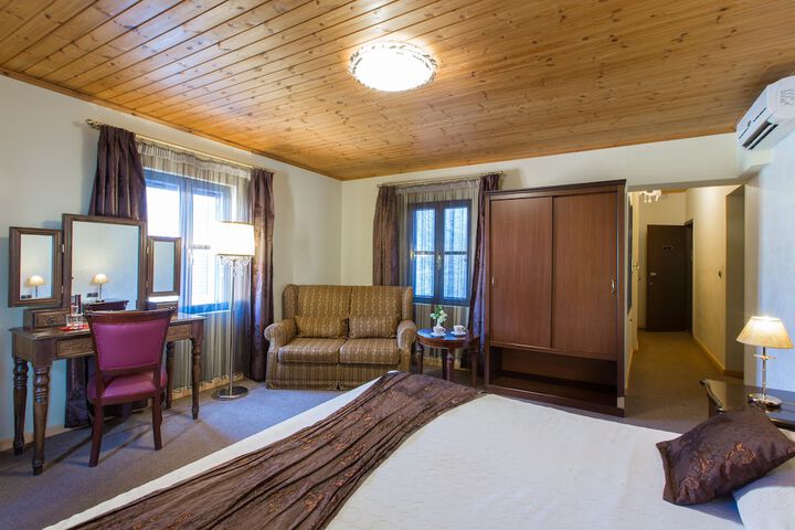 Suite Room