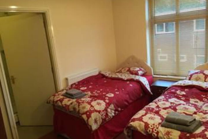 Room 10 of 10